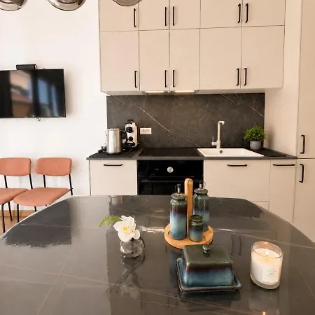 Apartmán A Pochi Passi Dal Mare, Completamente Ristrutturato E Con Aria Condizionata